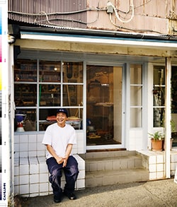 Issue 5.5 / Classic & Local “夏の服とコラージュ、メルボルンのベッキーと仲間たち”