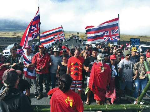web1_Maunakea-protesters-5.jpg