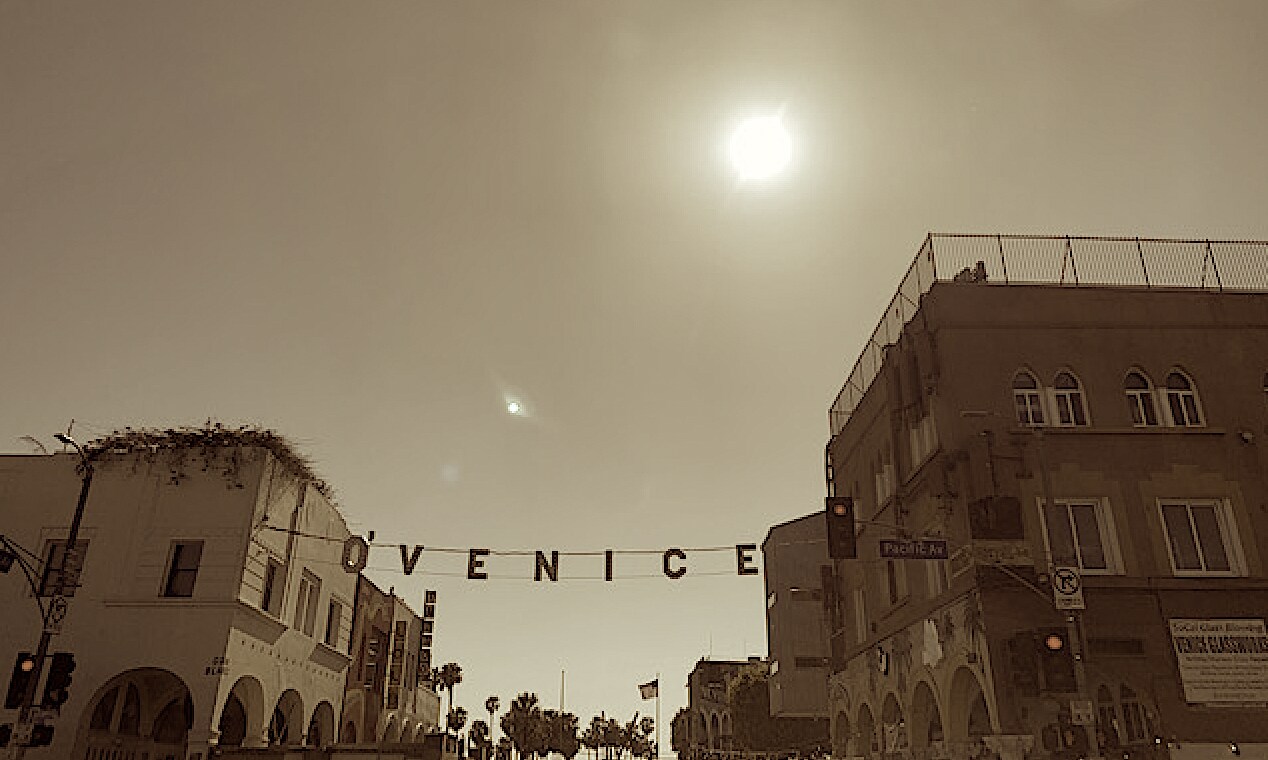 GOOD MUSIC FROM VENICE BEACH