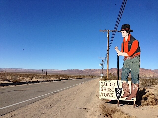 ROADSIDE LOVE