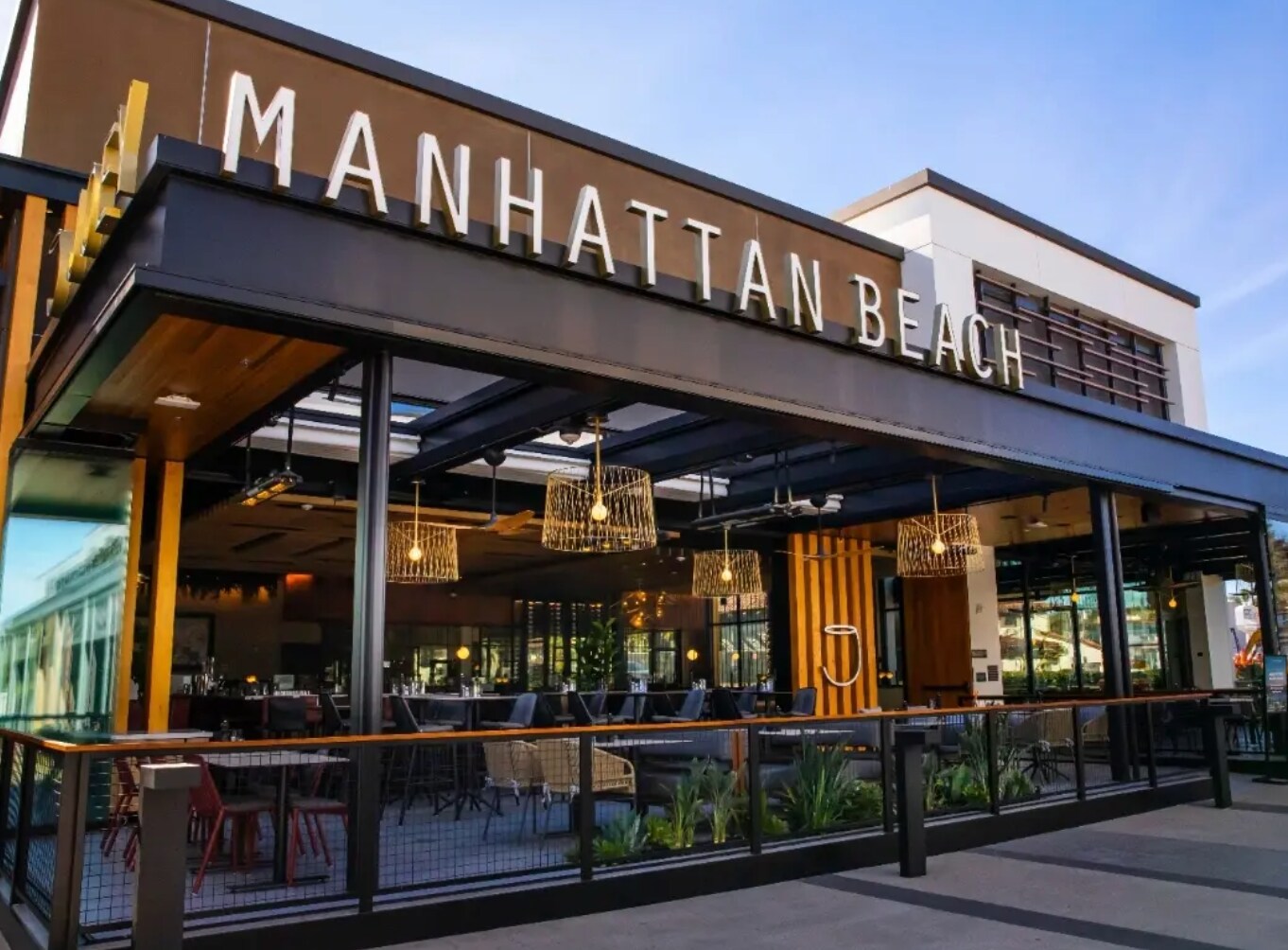 FINE DINING FROM MANHATTAN BEACH