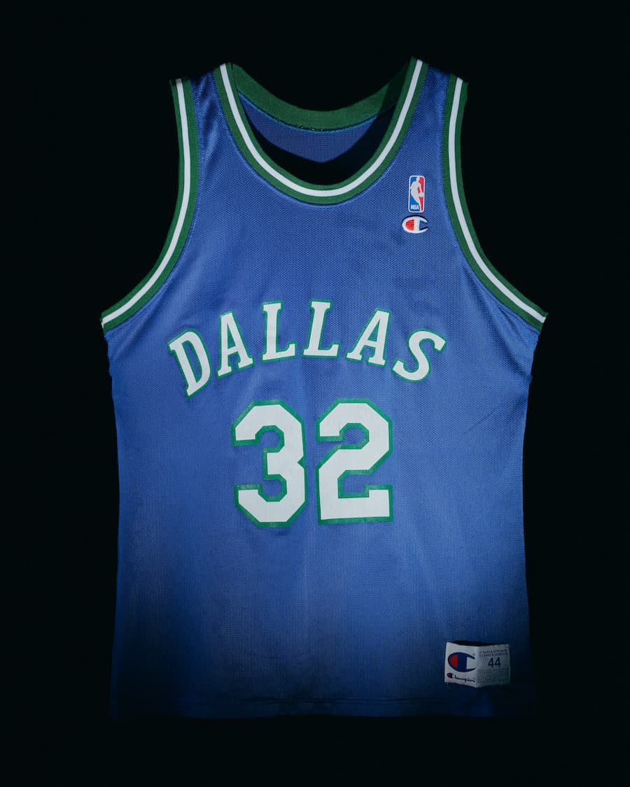 Vintage Champion NBA Jersey POP UP 