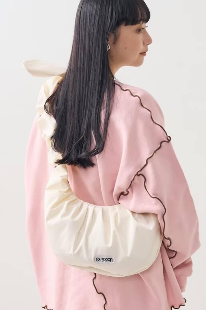 OUTDOOR ×フリークス　ベージュ バッグ ONE SIZE 50周年記念 楽天市場】OUTDOOR（カラーベージュ）（レディースバッグ