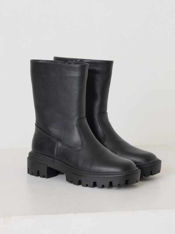 今から買うなら、このシューズです。＜FREAK'S STORE WOMEN'S