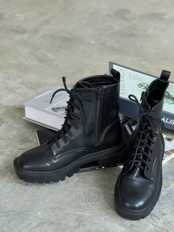 【✩】女性のファッションフラットボードシューズ、トレンディな着用 今から買うなら、このシューズです。＜FREAK'S STORE WOMEN'S