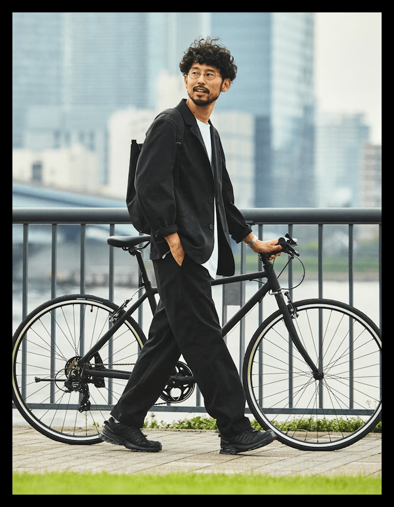 春まで使えるマルチな相棒「大人のセットアップ」＜FREAK'S STORE